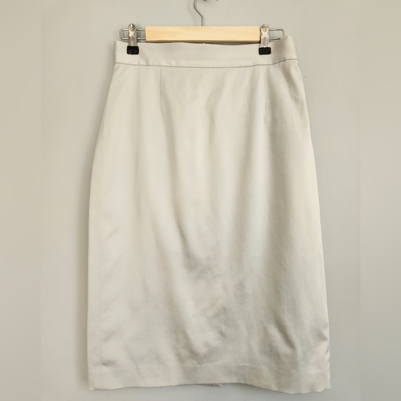 Charles Nolan Designer Cream Pencil Skirt with back pockets Sz 8 - Picture 1 of 9